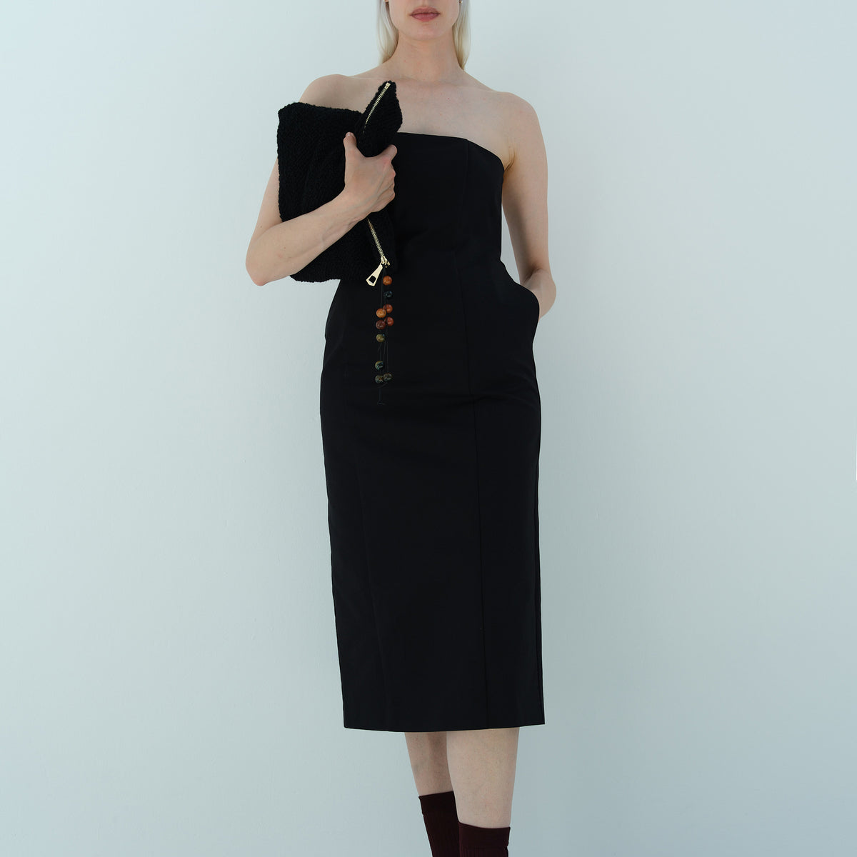APPLE DRESS / BLACK COATED – RIKA STUDIOS