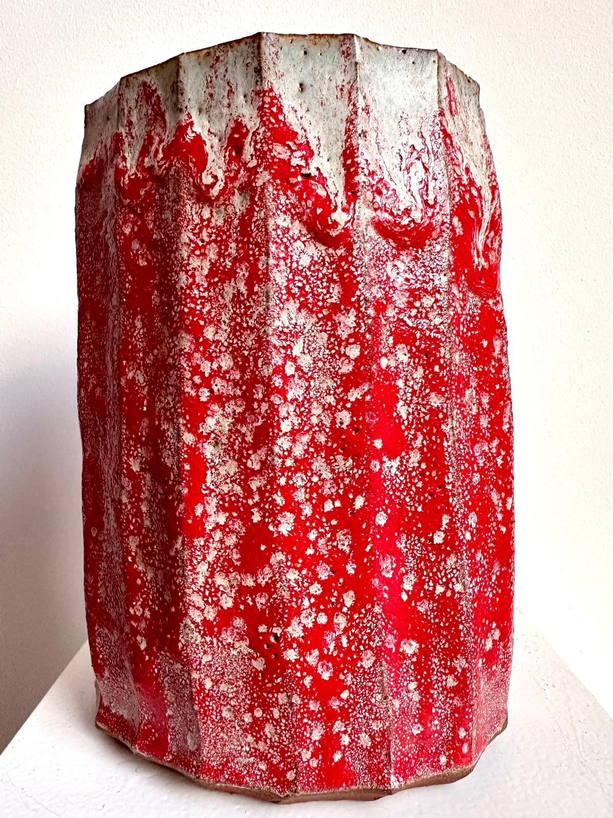 L.S. CERAMICS  / FLUTED VASE #455