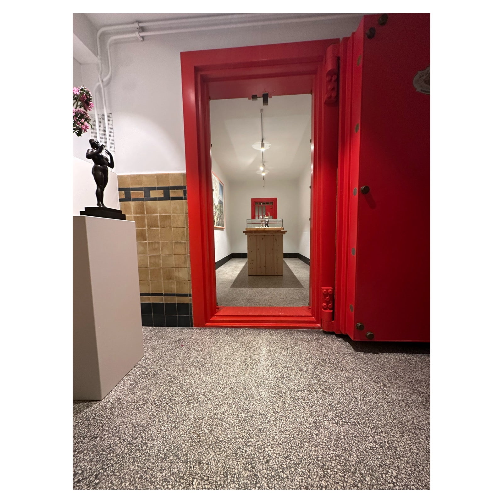 GASTON LACHAISE / BRONZE STATUETTE