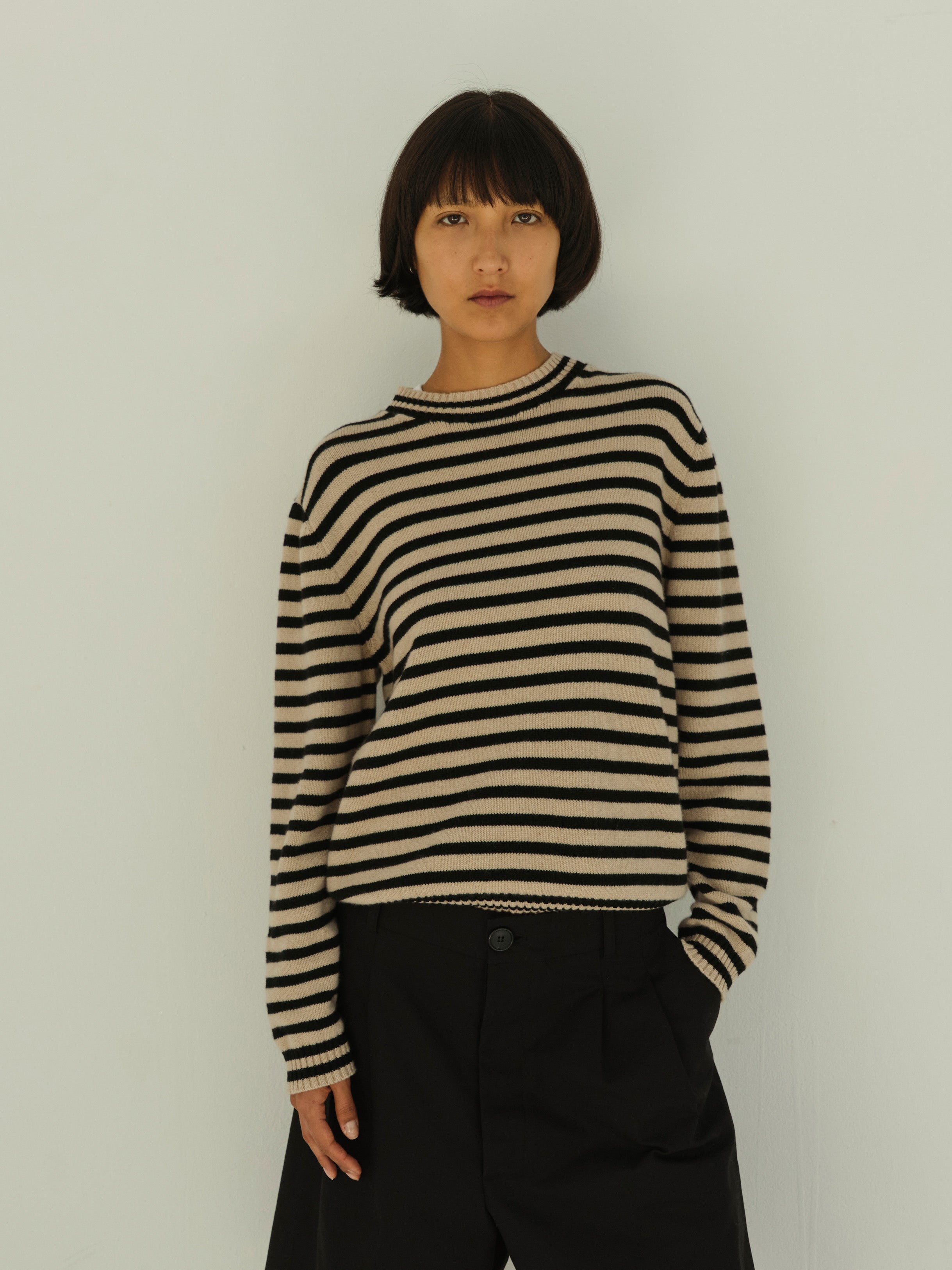 BENJAMIN JUMPER / BLACK/NATURAL