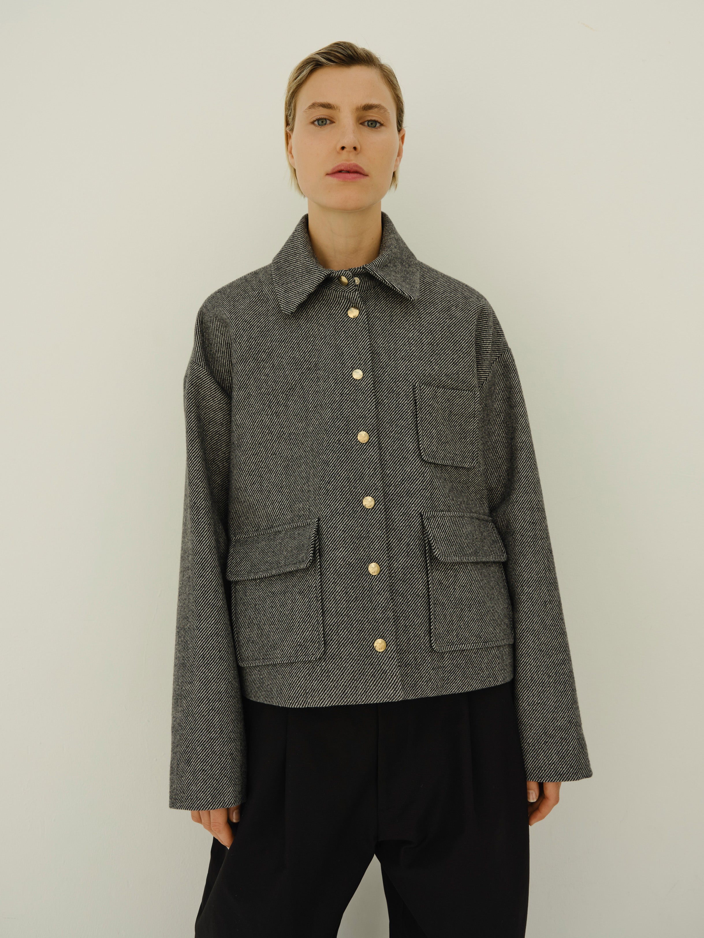 BOY SHIRT JACKET / BLACK-GREY