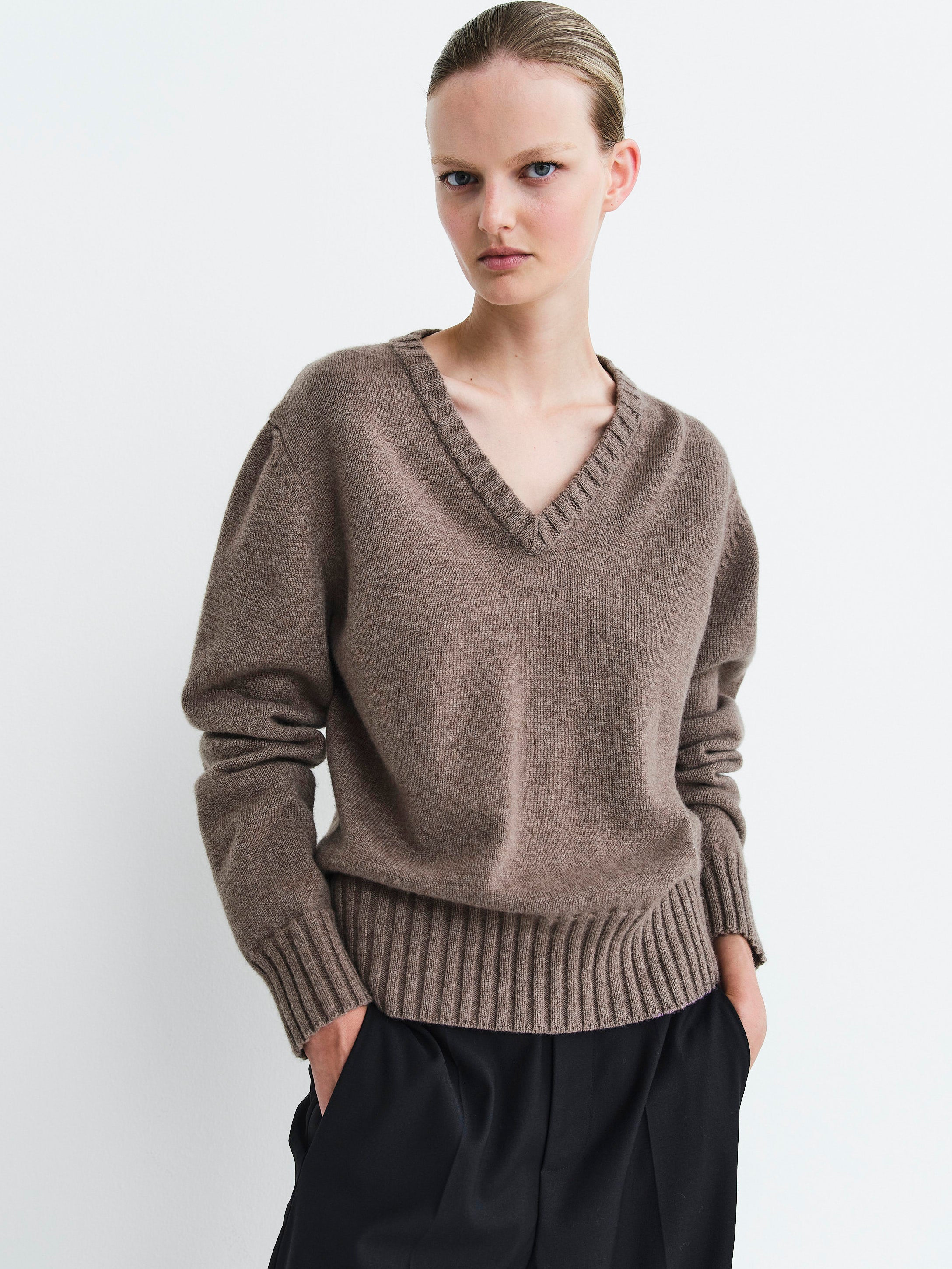 LOUISA JUMPER / STONE