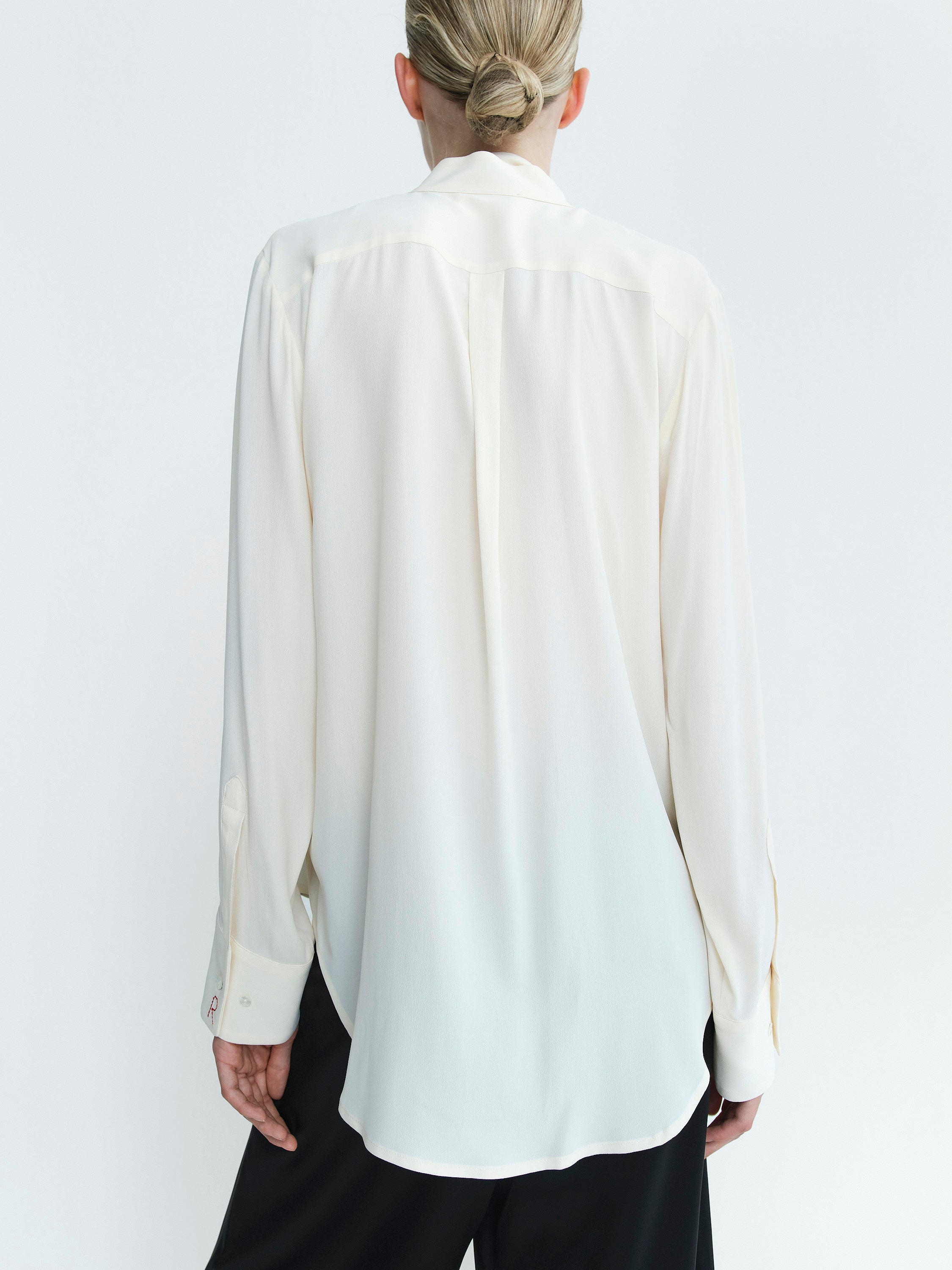CAROLINA SILK SHIRT WH SCARF / CREME