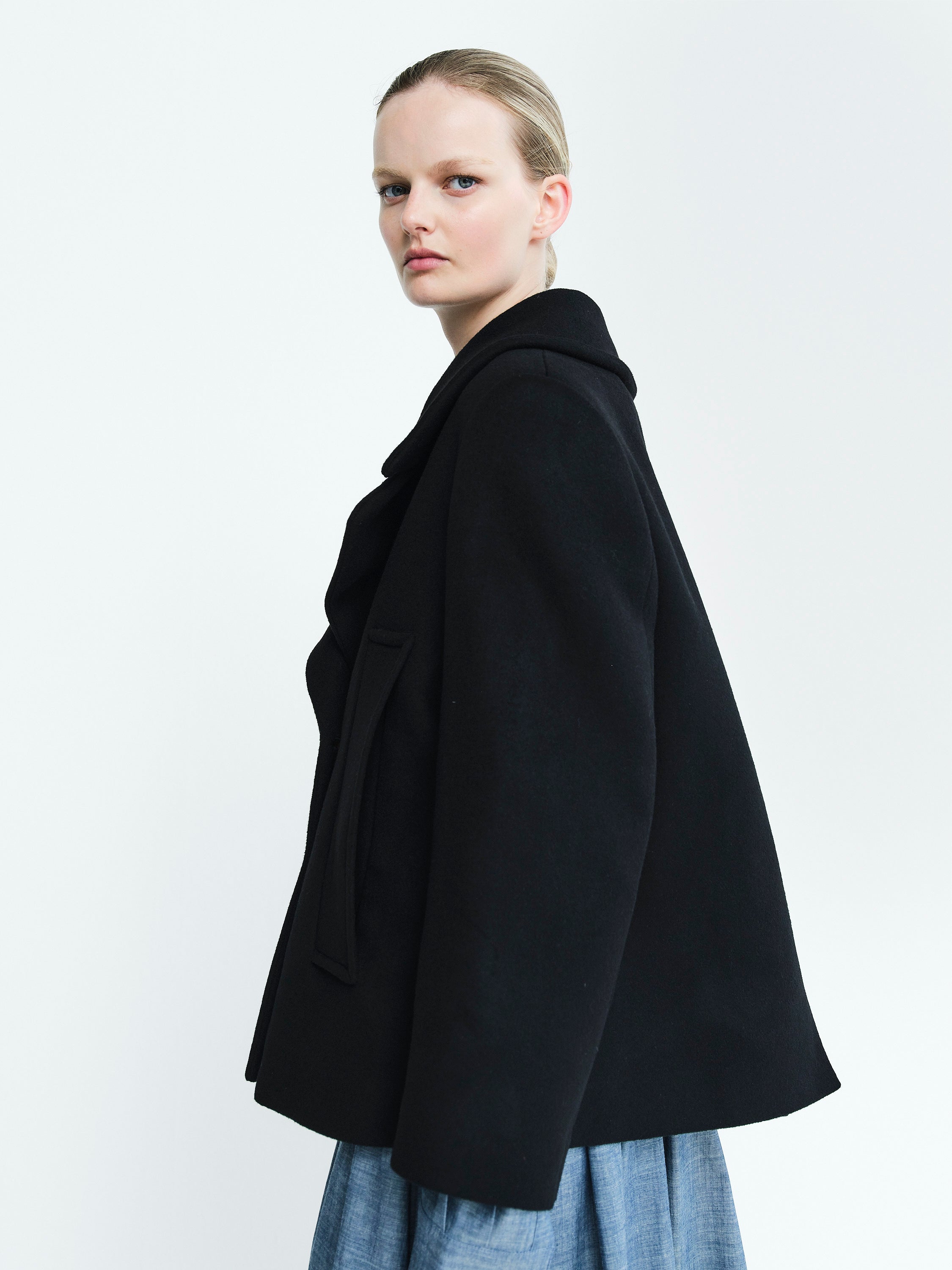 GEORGE COAT CROPPED / BLACK