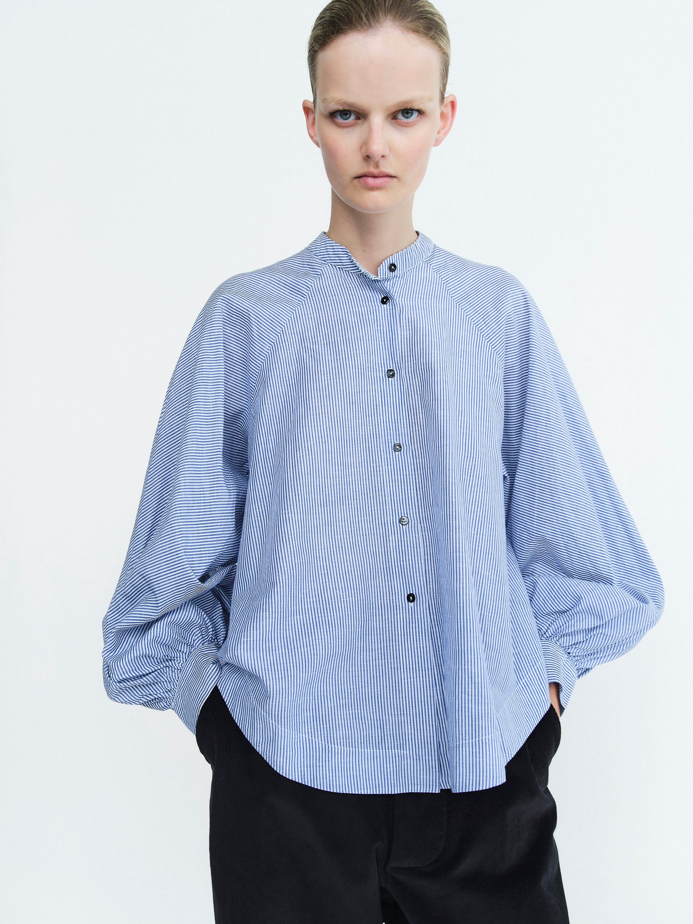 JOAN SHIRT  / WHITE /BLUE STRIPE