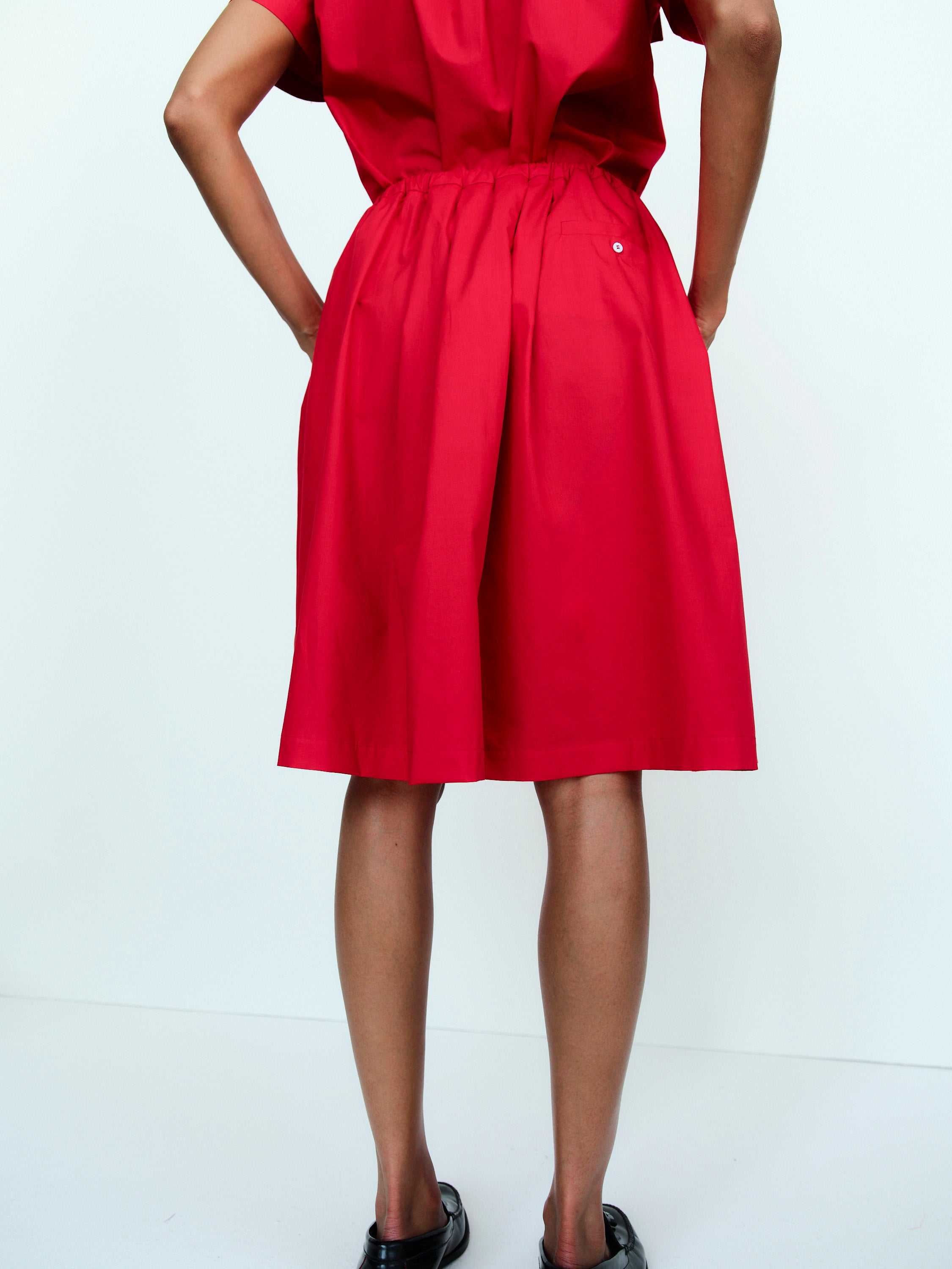 TIM SKIRT / TRAFFIC RED