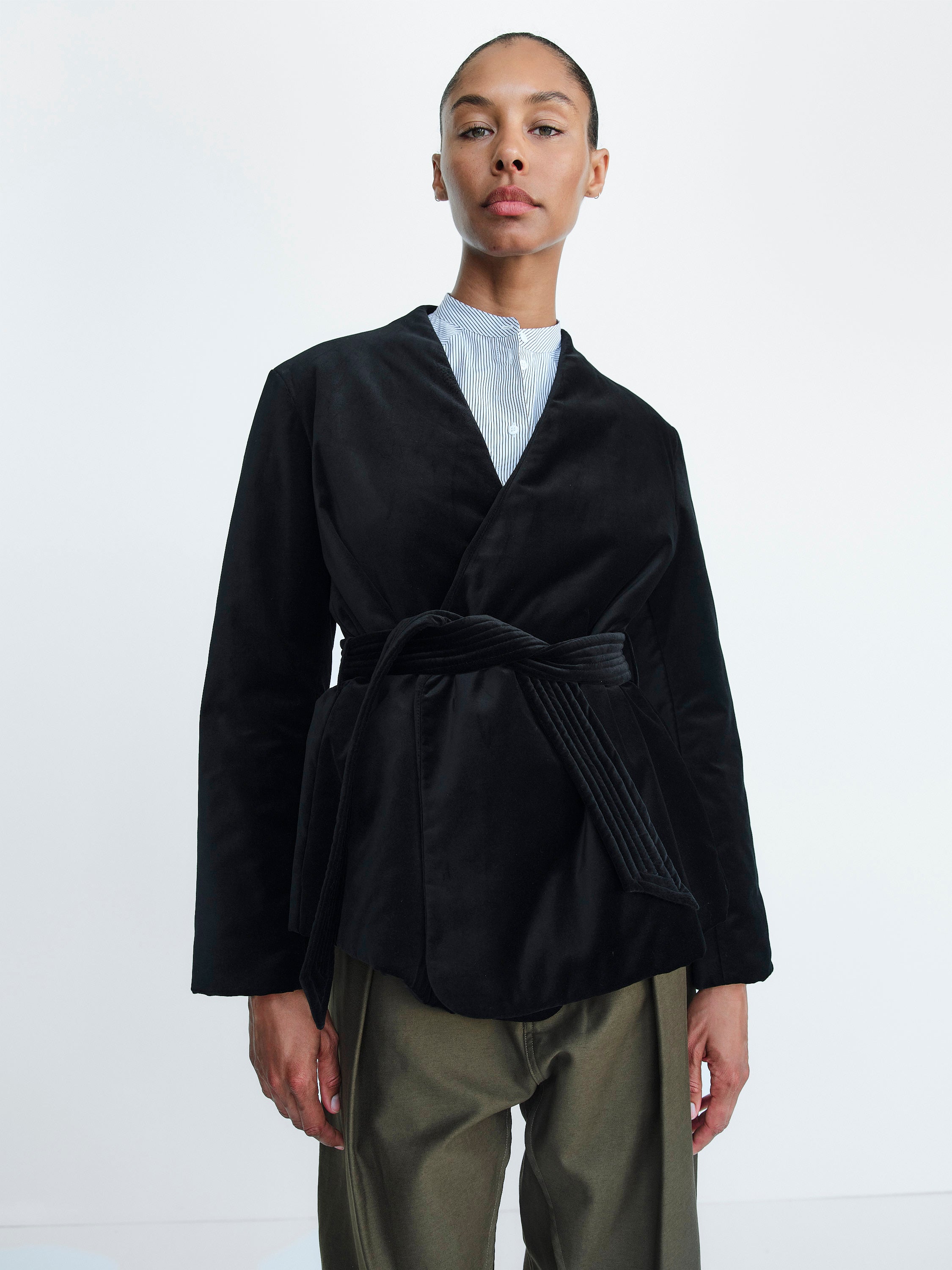EVITA JACKET / BLACK VLVT