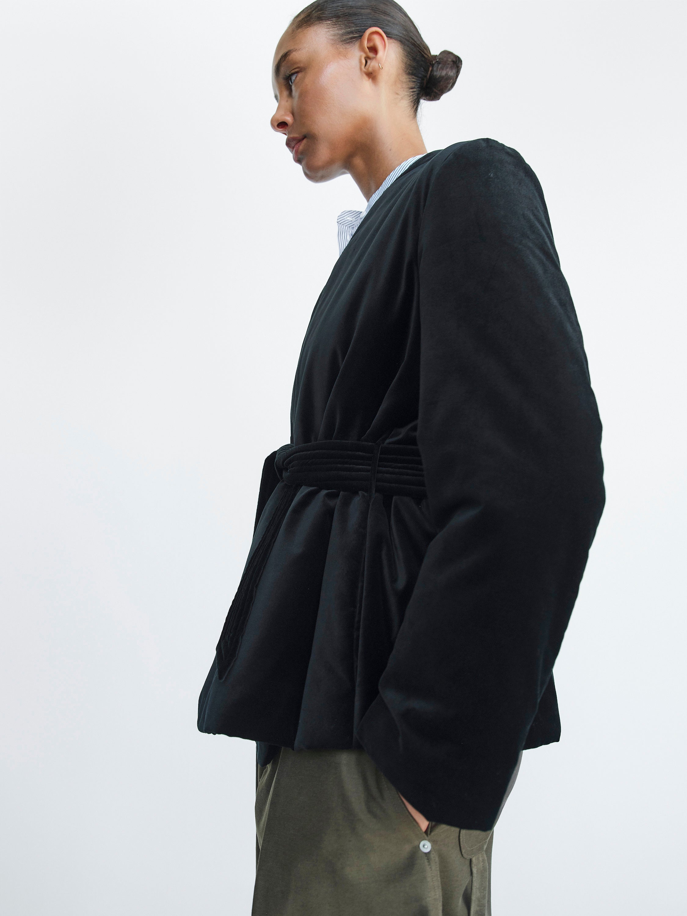 EVITA JACKET / BLACK VLVT