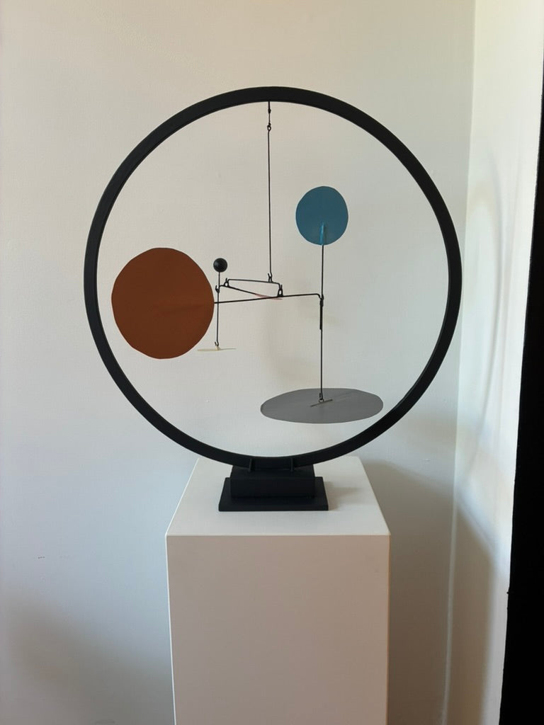 SAN MING MOBILE / CIRCLES IN A CIRCLE