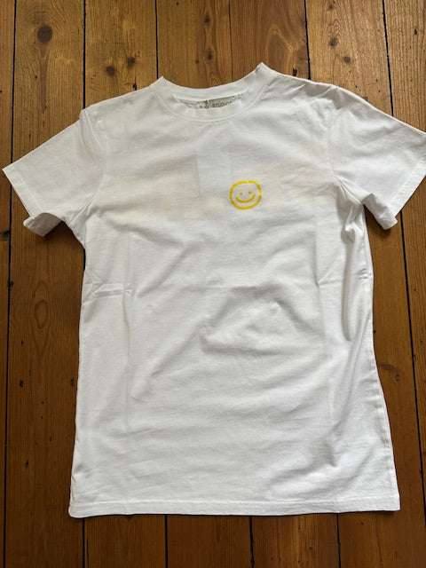 HAPPY TEE / WHITE-SUNSHINE