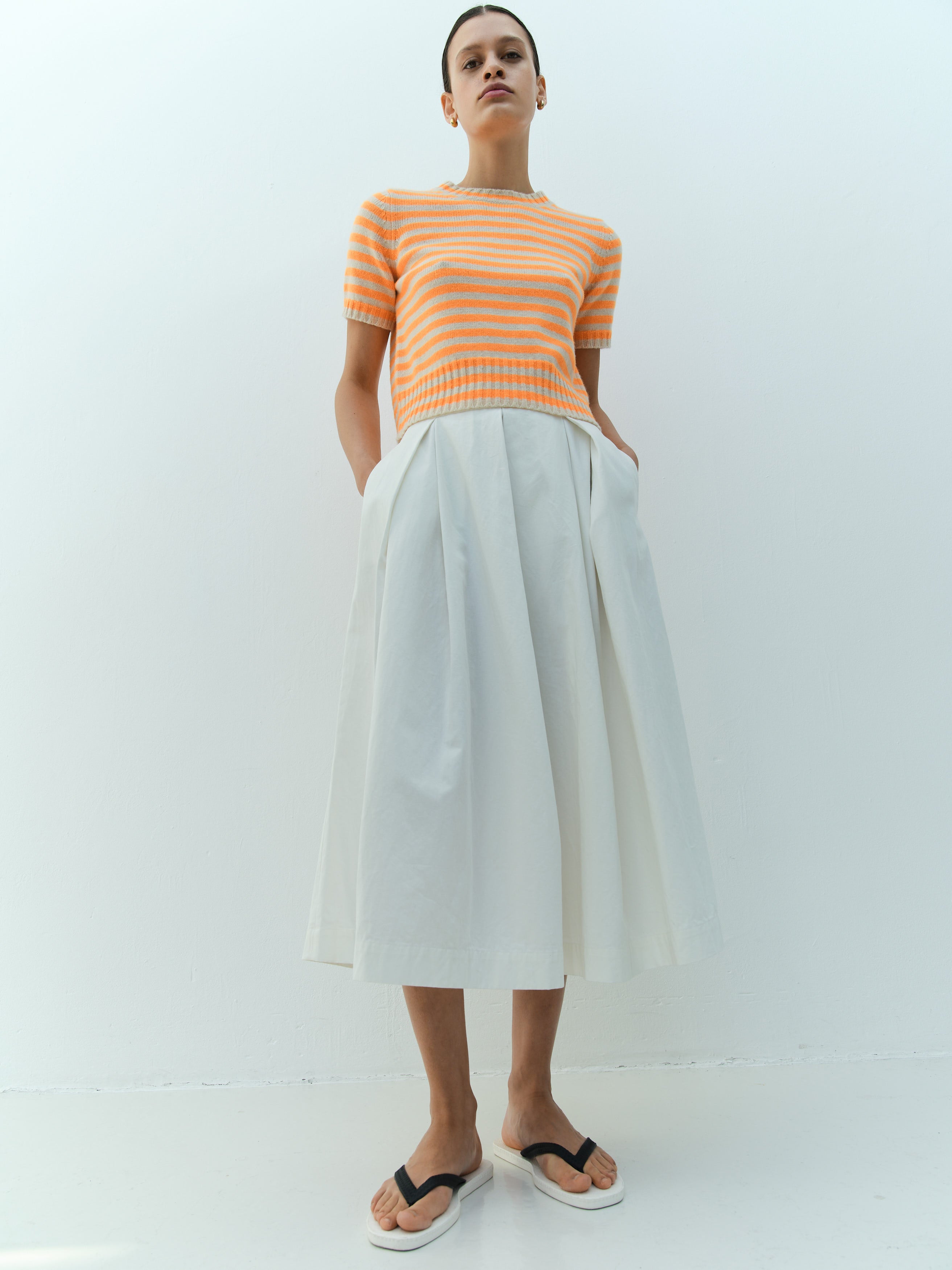 ROSE SKIRT / WHITE