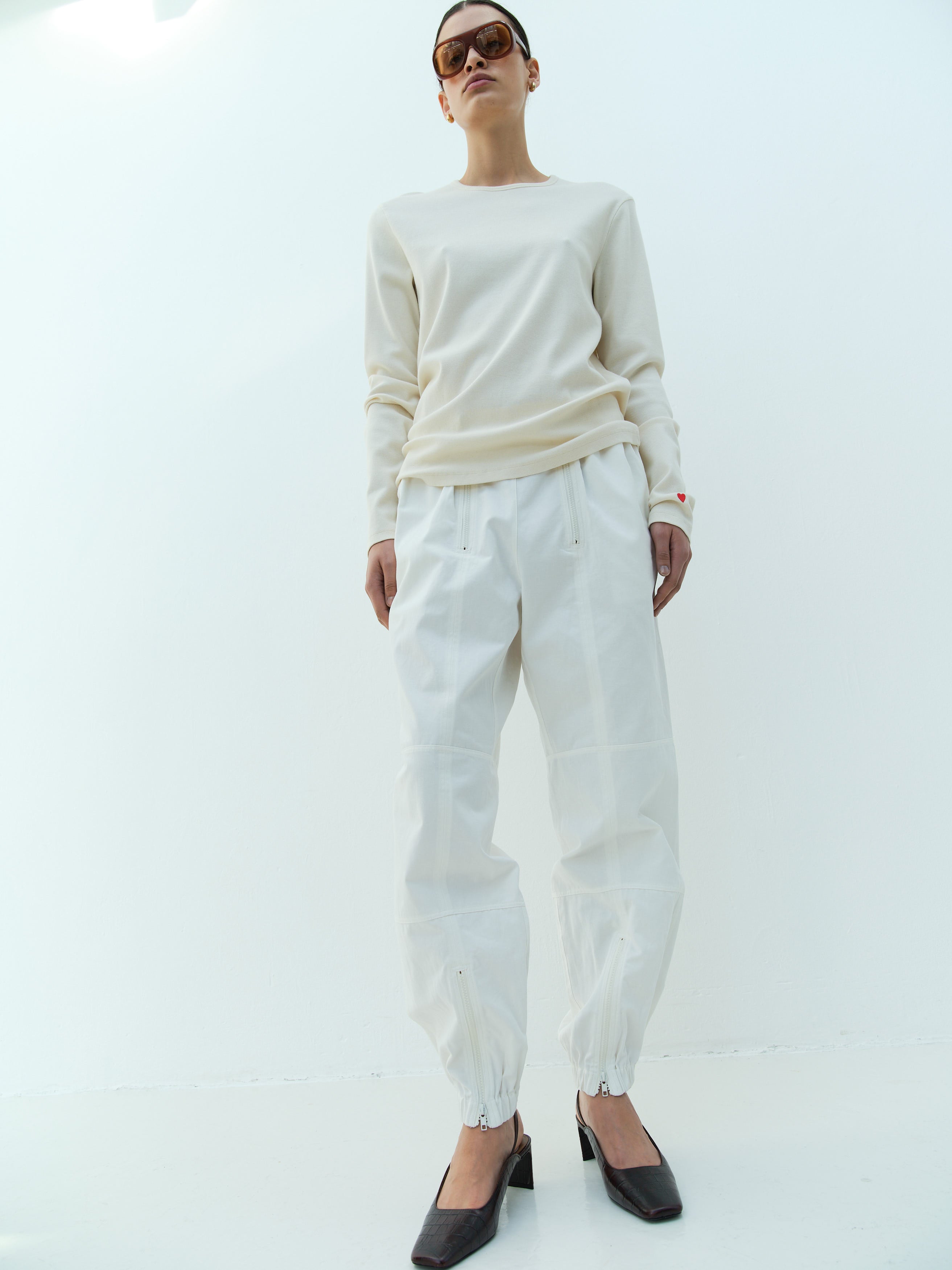 TRACK PANTS / WHITE