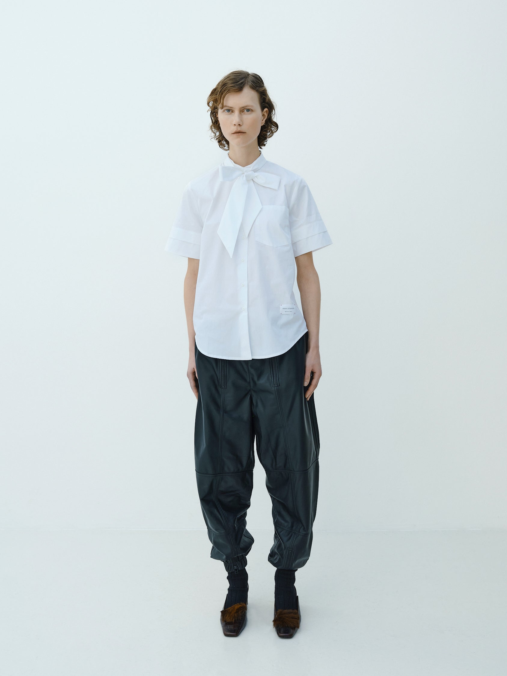 TRACK PANTS / BLACK NAPPA