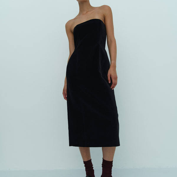 APPLE DRESS / BLACK VLVT