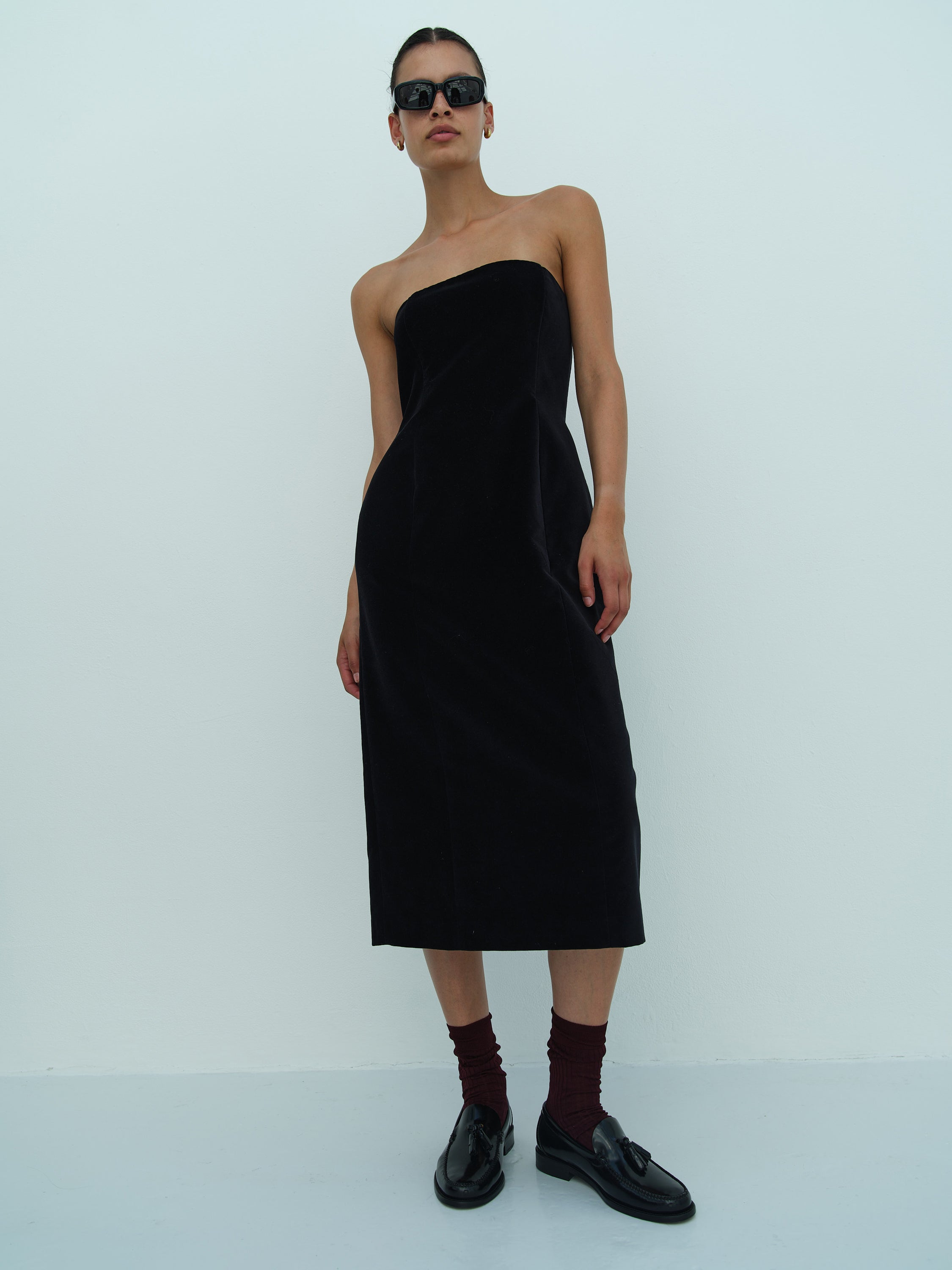 APPLE DRESS / BLACK VLVT