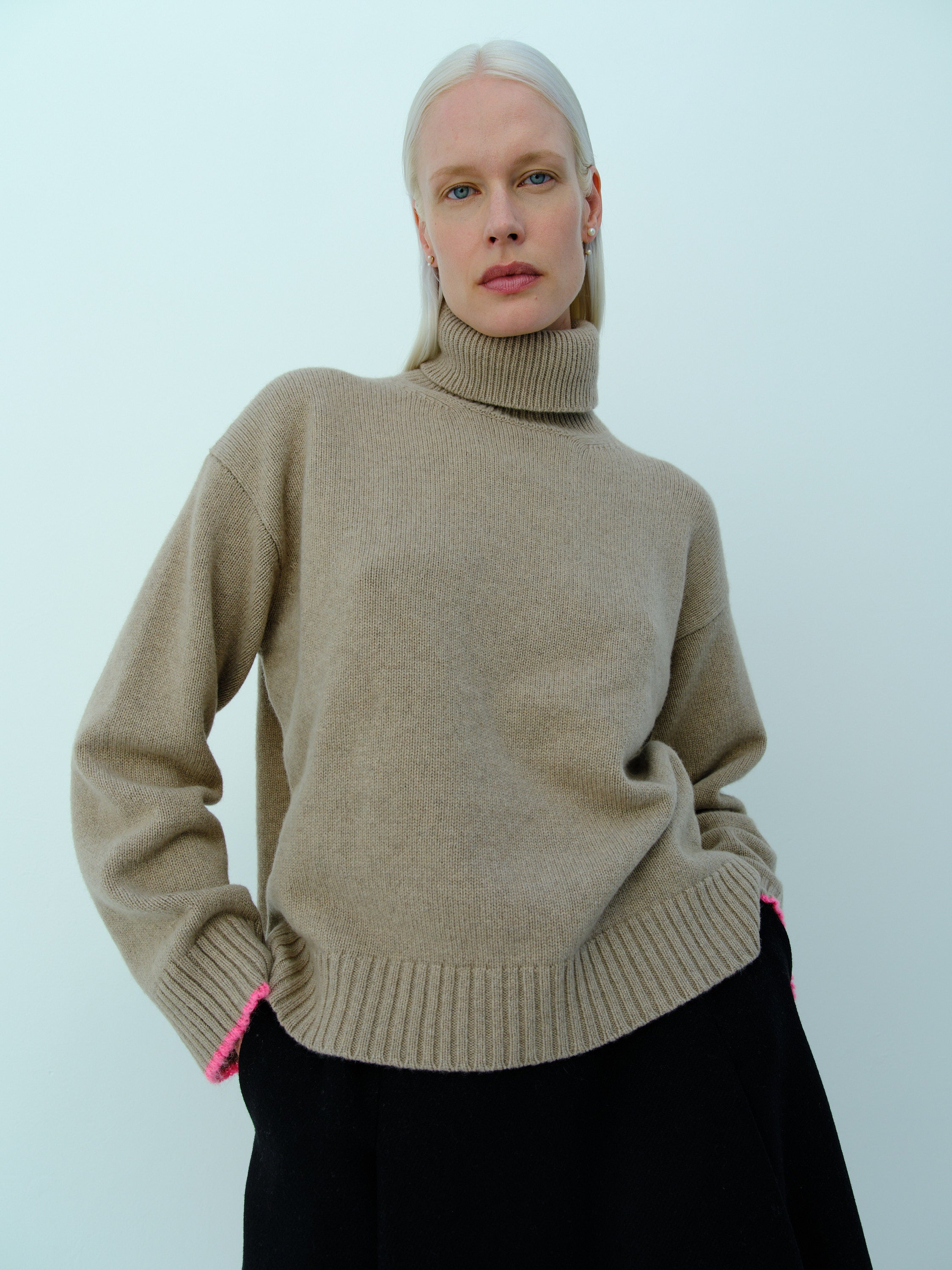 THE HAMPTON ROLL NECK / OAT