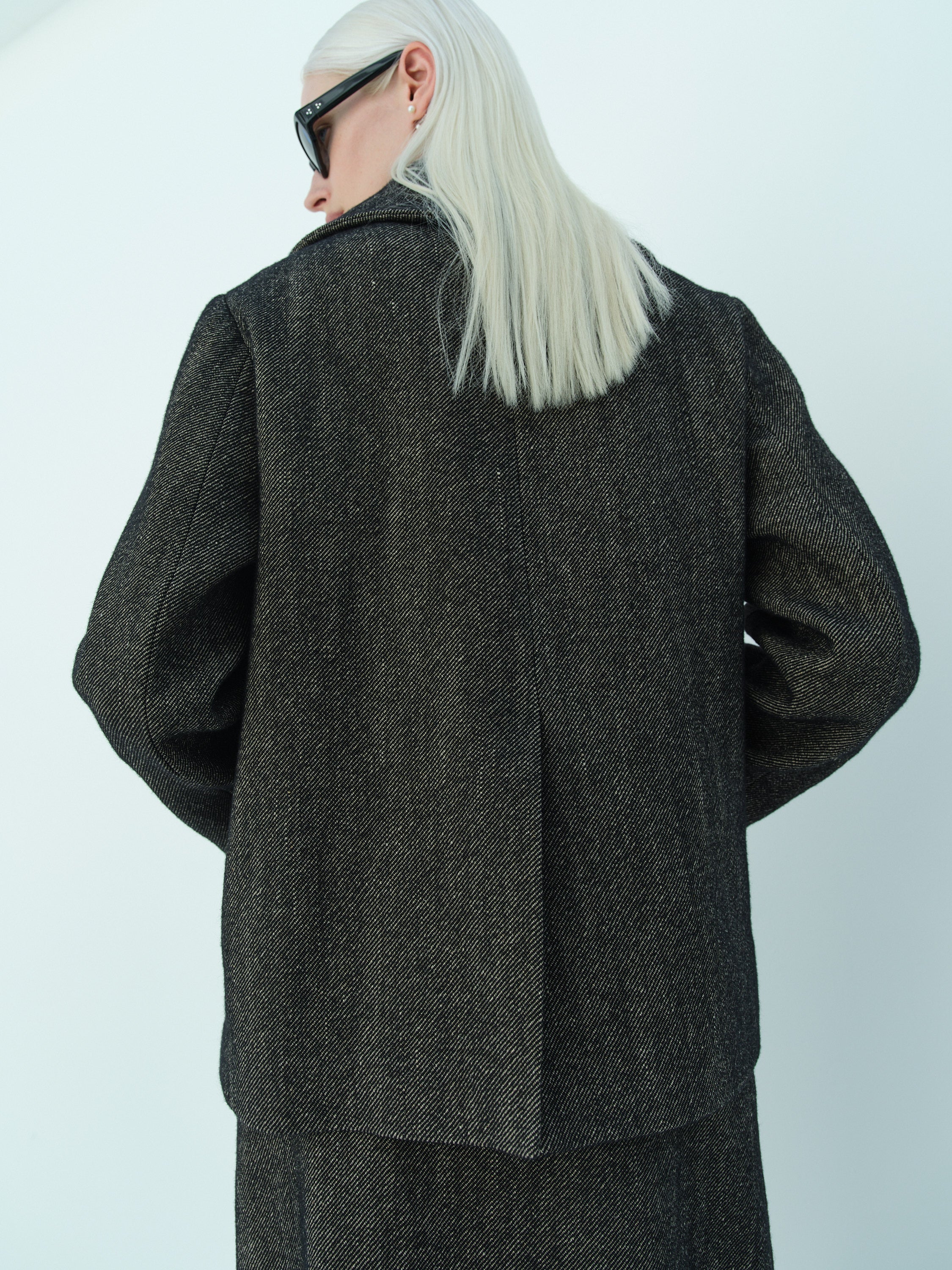 GEORGE COAT CROPPED / BLACK TEA
