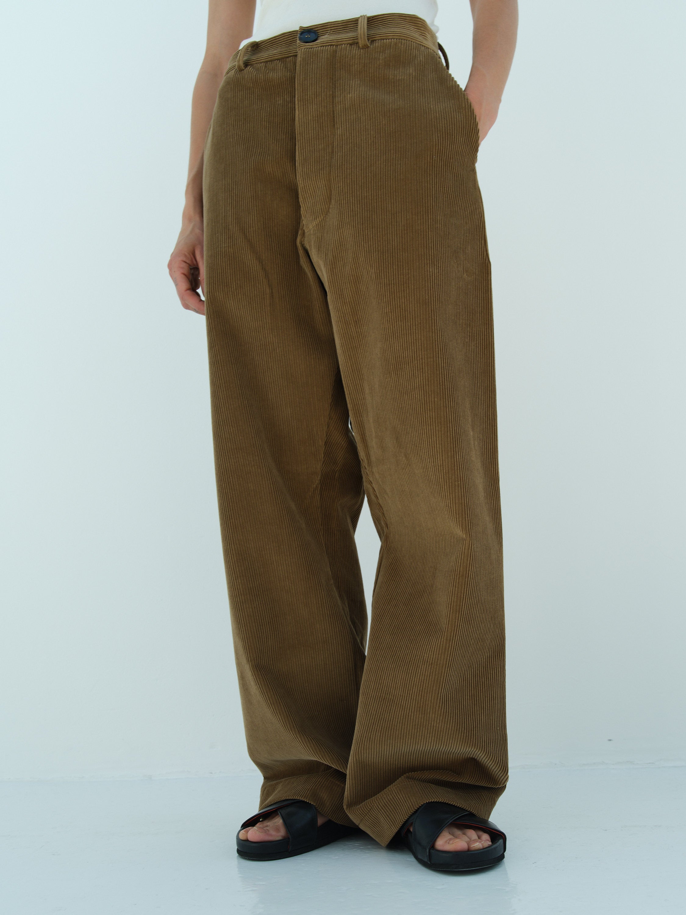 ROWAN PANTS / CARAMEL CORD