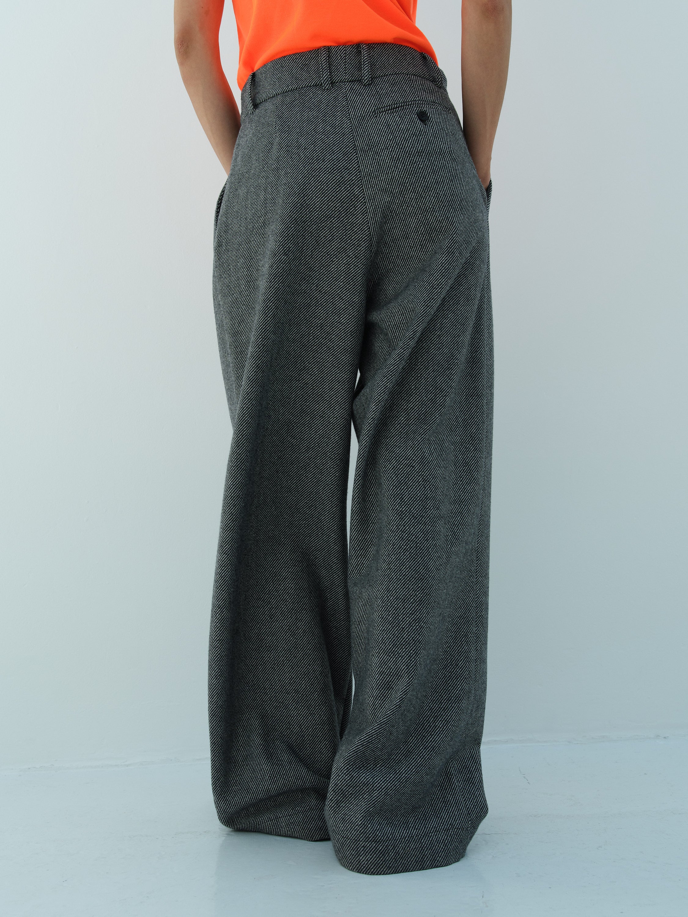 DIANE PANTS / BLACK-GREY