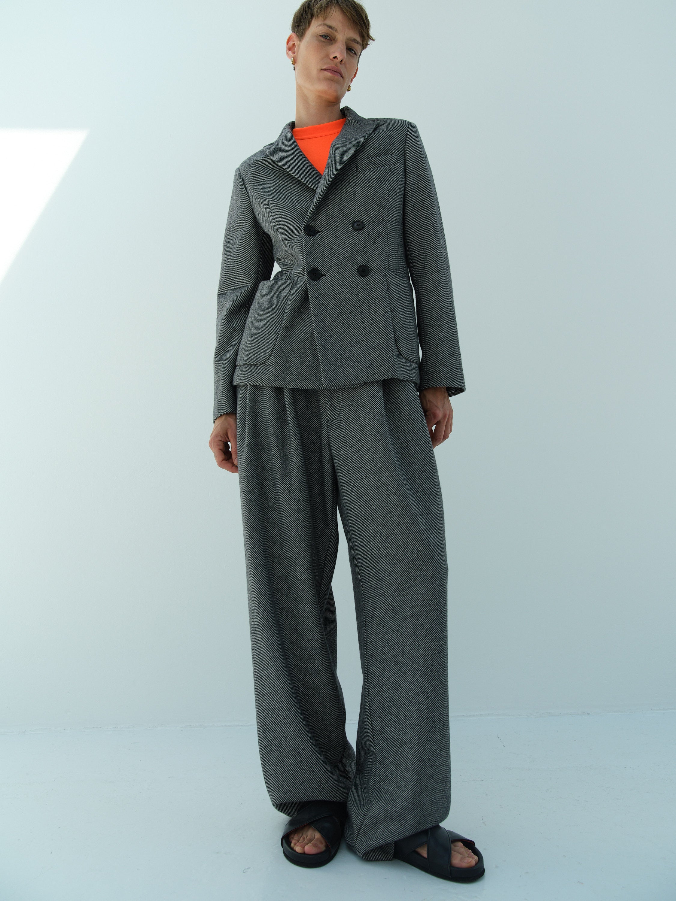 DIANE PANTS / BLACK-GREY