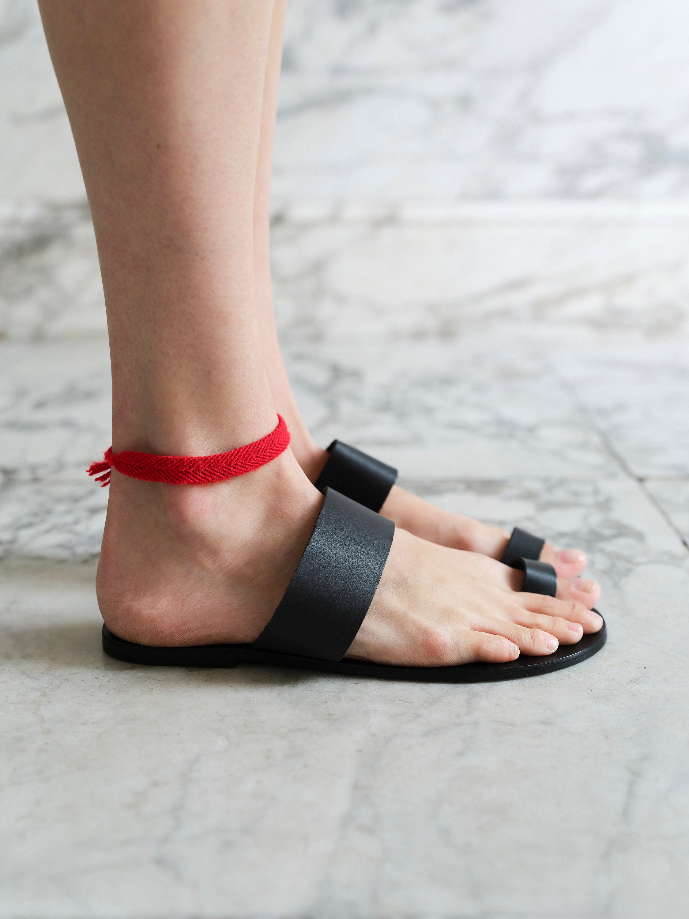 MERREL SANDAL / BLACK