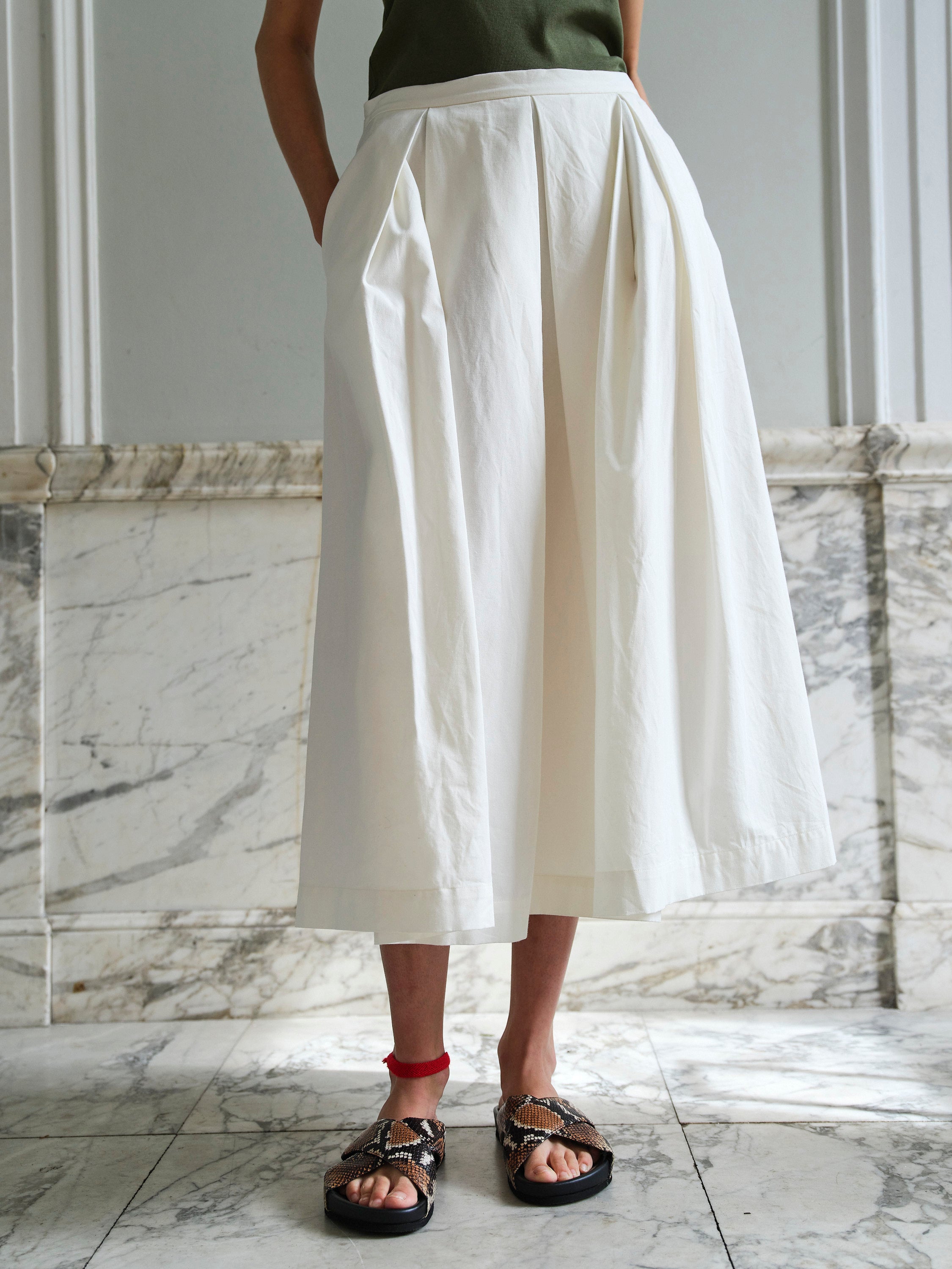 ROSE SKIRT / WHITE
