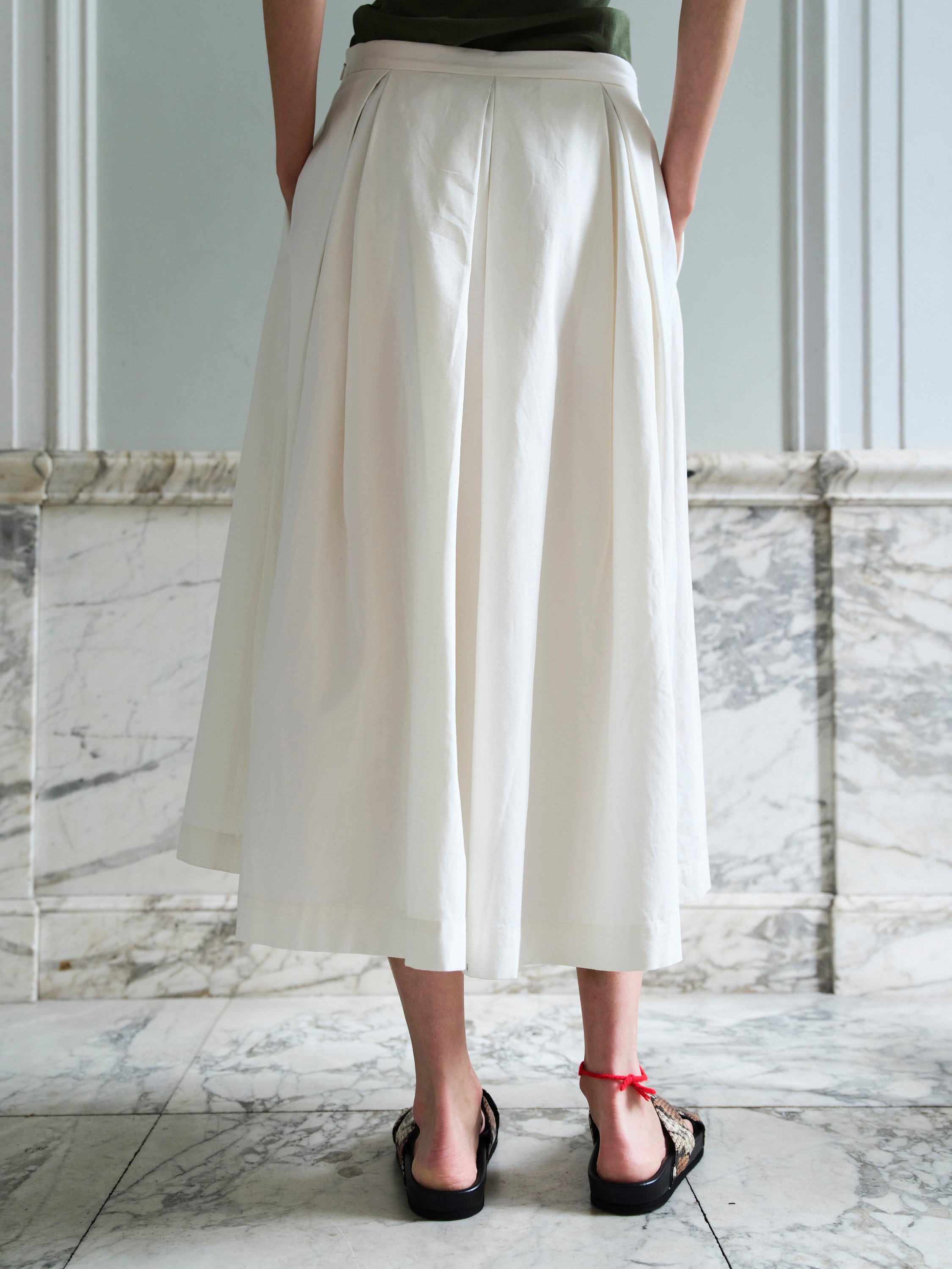 ROSE SKIRT / WHITE