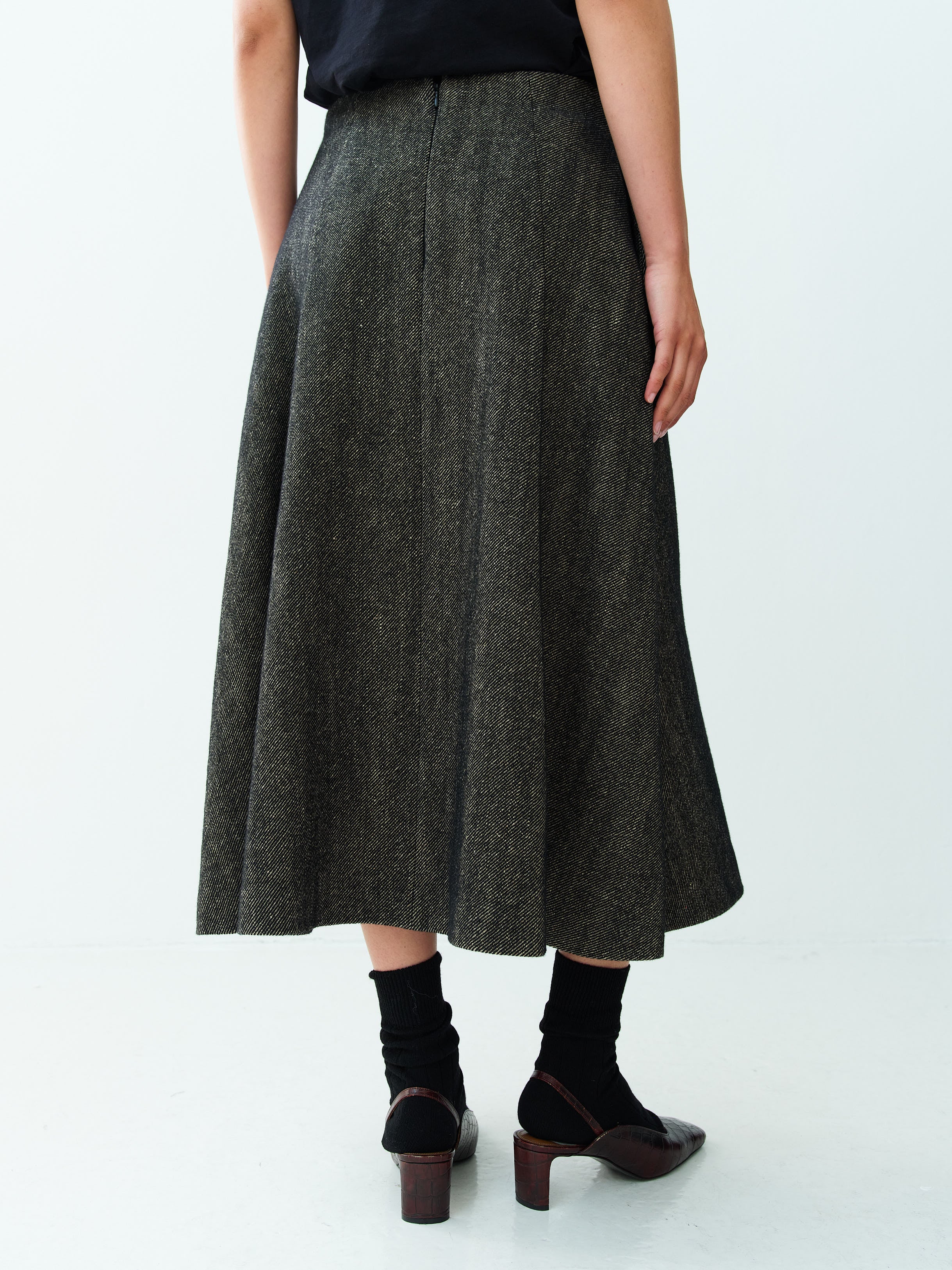 CHLOE SKIRT / BLACK TEA