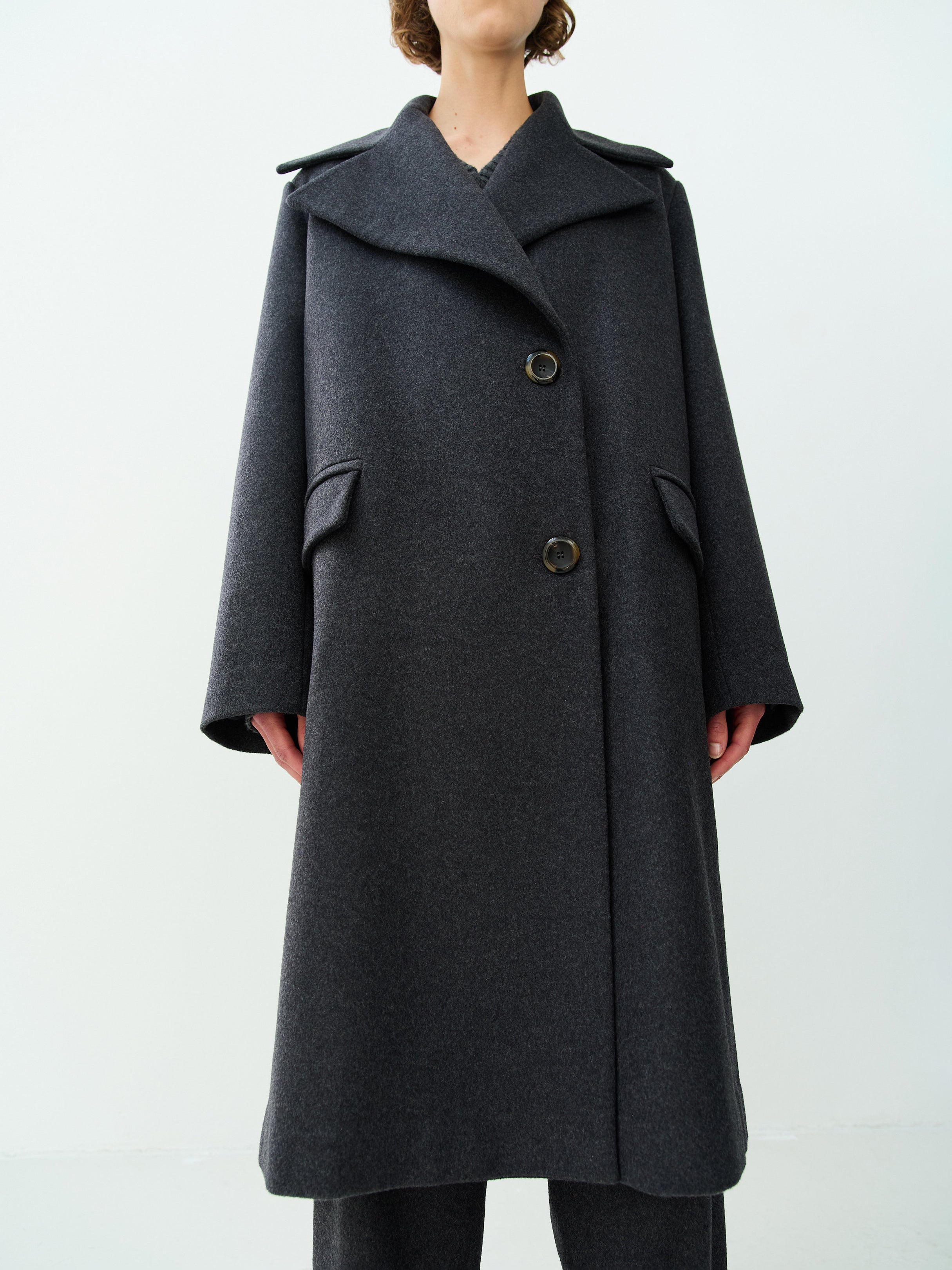 GEORGE COAT / GREYISH