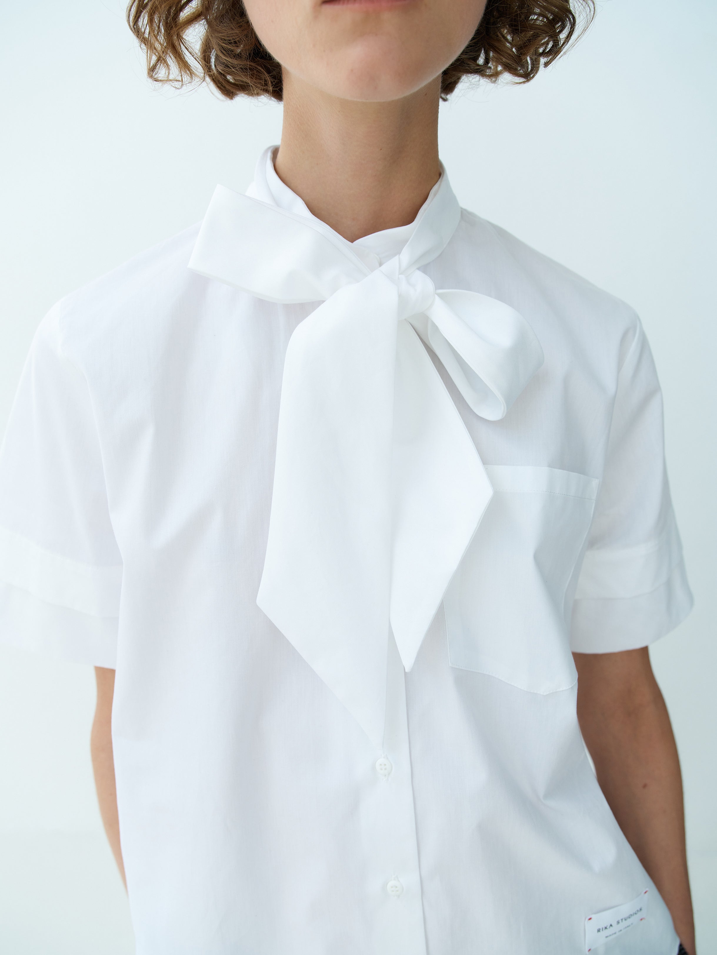 CAROLINA SHORT SHIRT BOW-TIE / WHITE