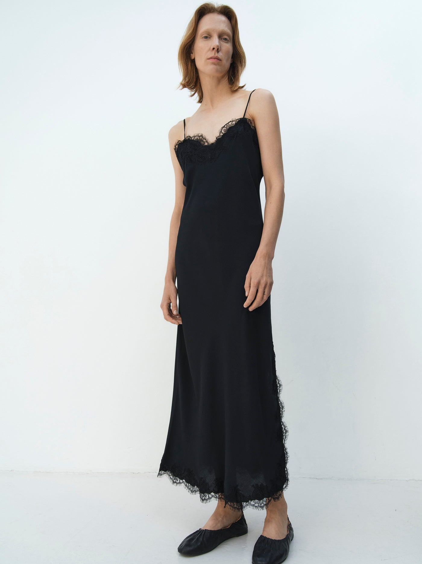 LACE CLEOPATRA DRESS / BLACK  RIKA STUDIOS