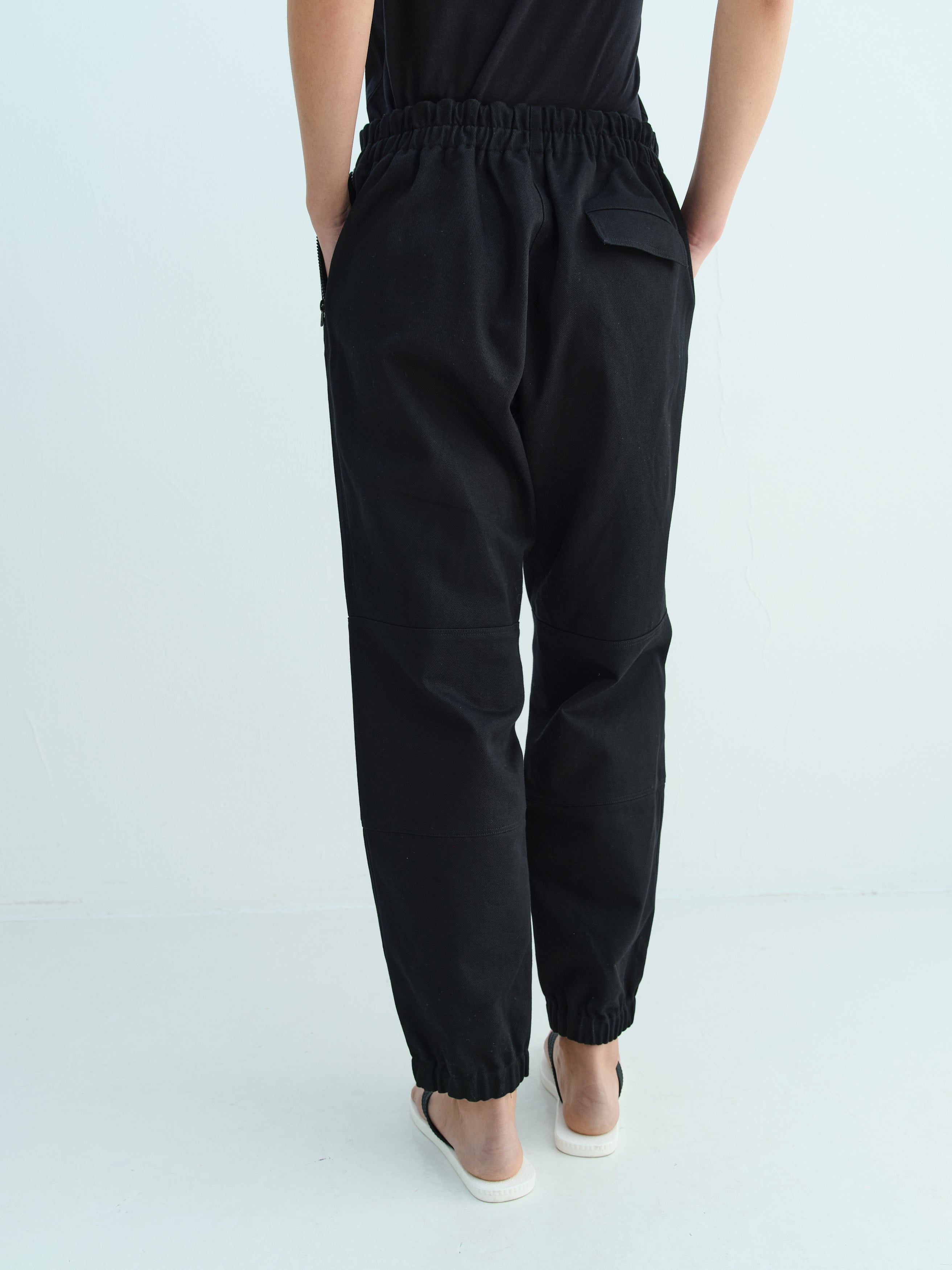 TRACK PANTS / BLACK TWILL