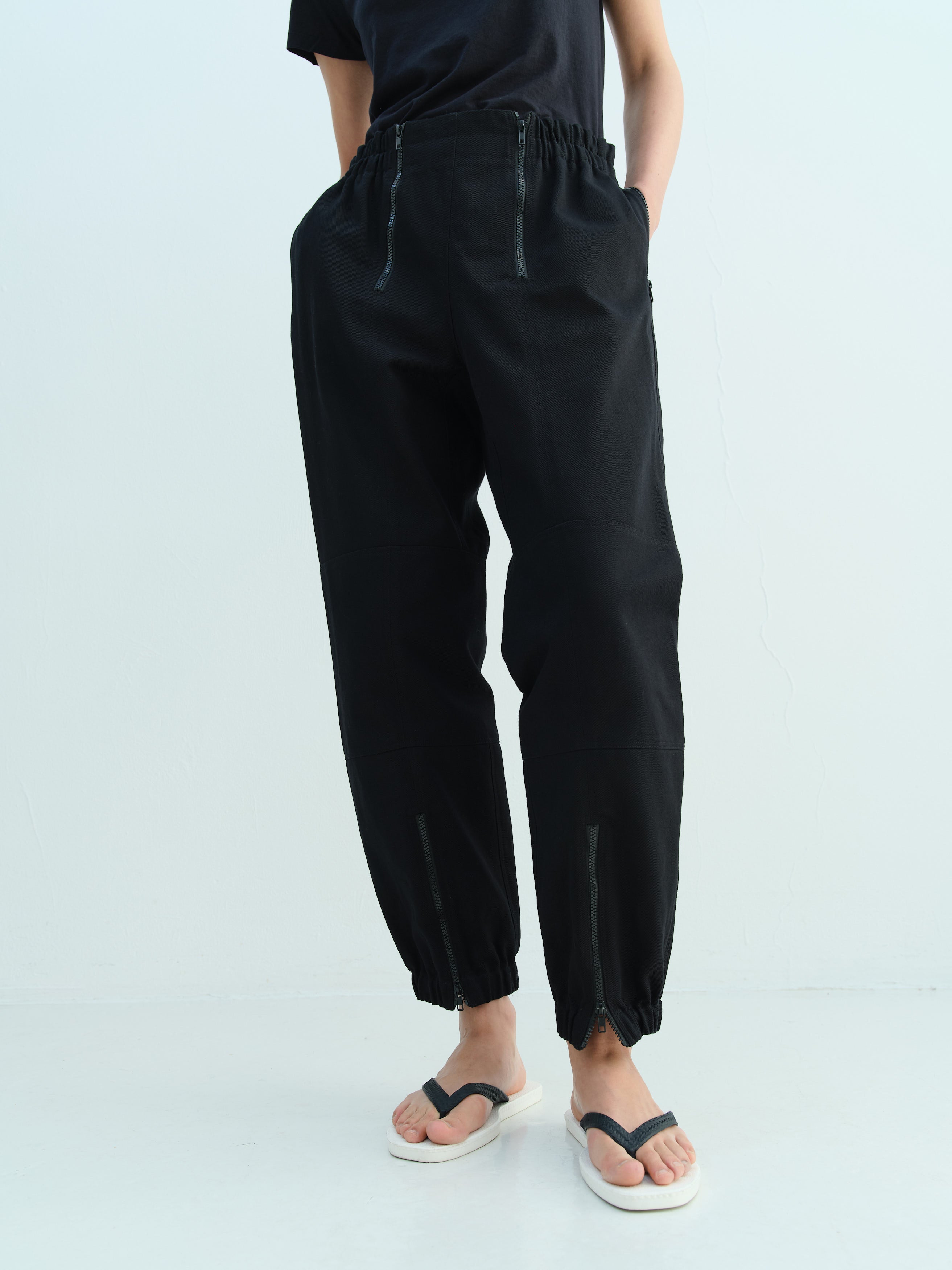 TRACK PANTS / BLACK TWILL