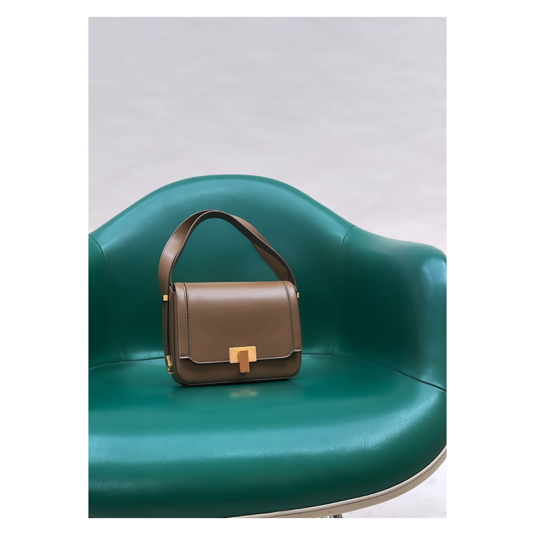 MINI PALAIS ROYAL / WALNUT-GOLD