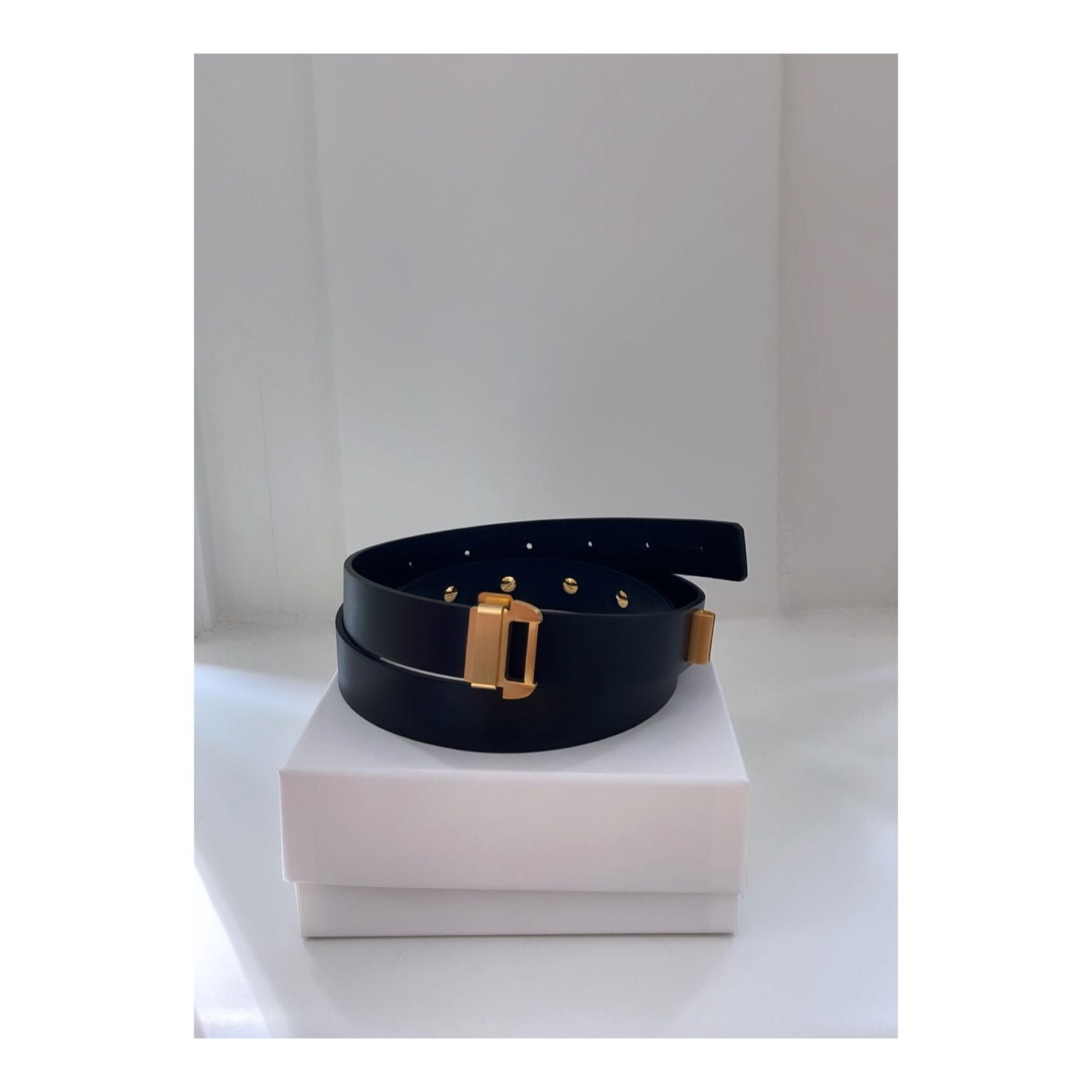 VOLTAIRE BELT / BLACK-GOLD
