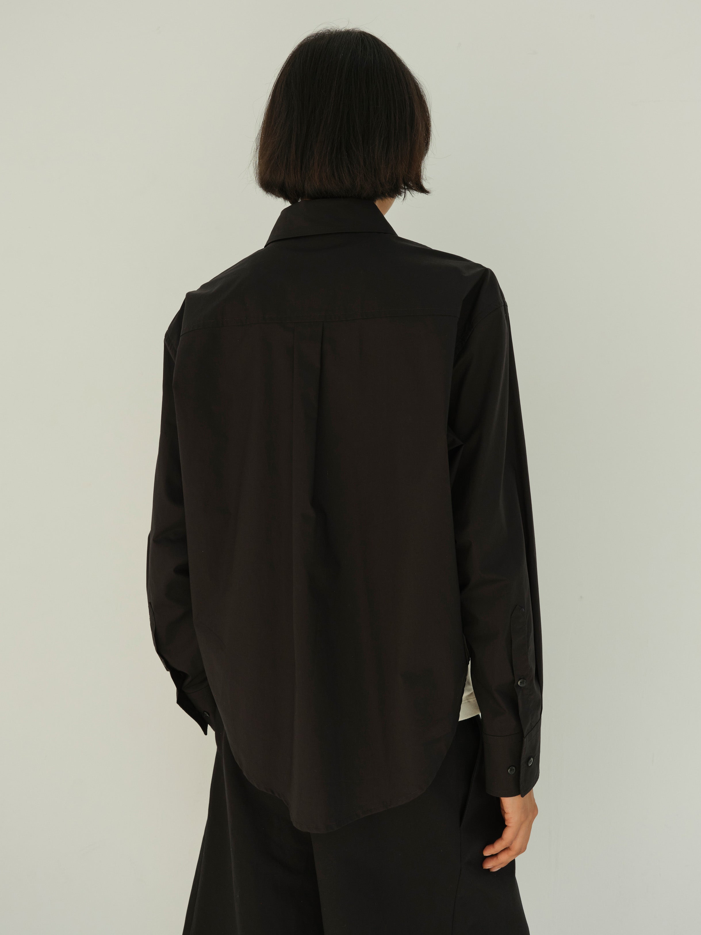 LOU LOU SHIRT / BLACK